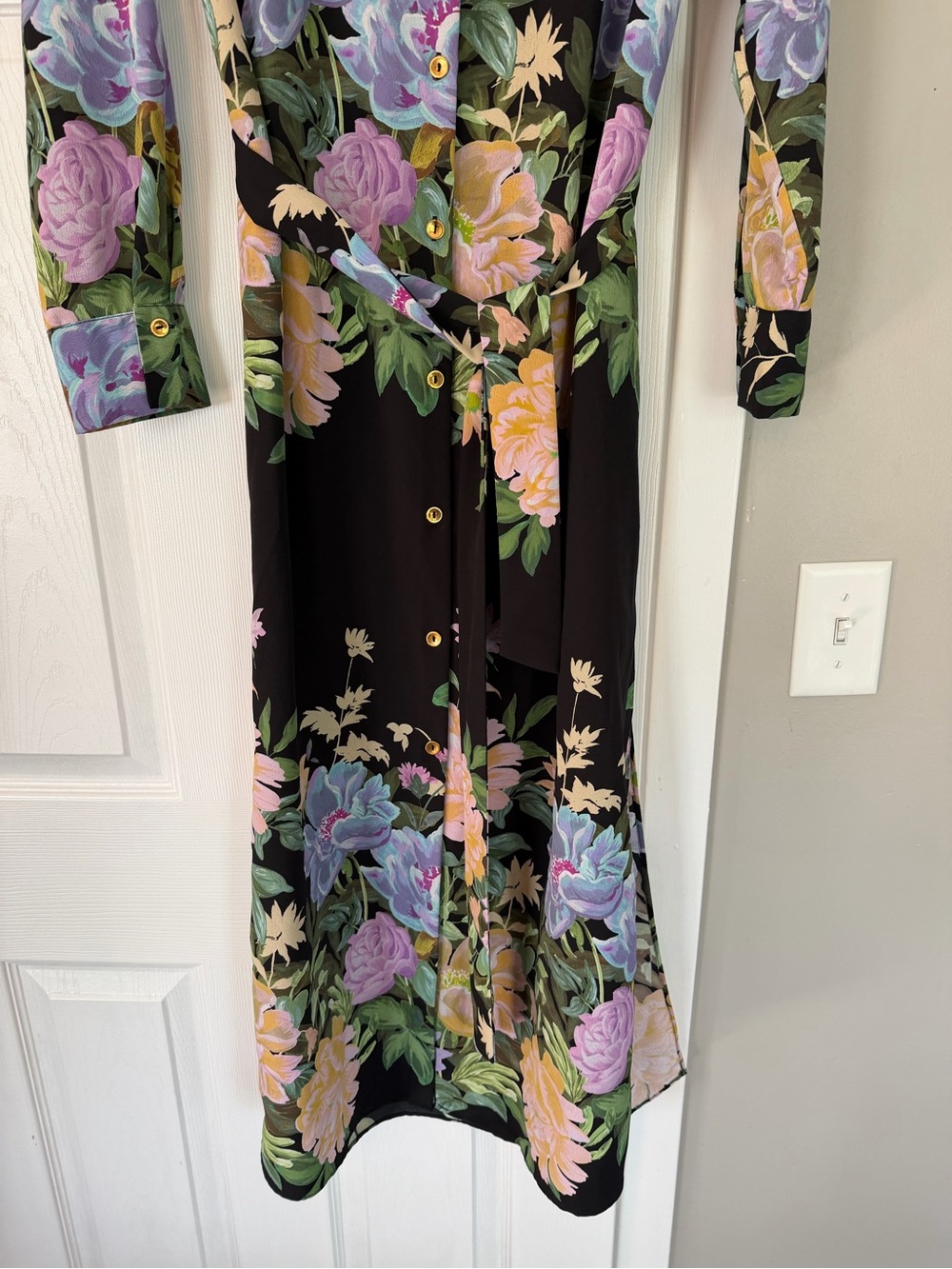 Zara Black Maxi Shirt Dress with Pastel Floral Print - Picture 4 of 12